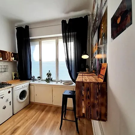 Apartman Przytulne Mieszkanie W Kamienicy Na Pradze Varsó